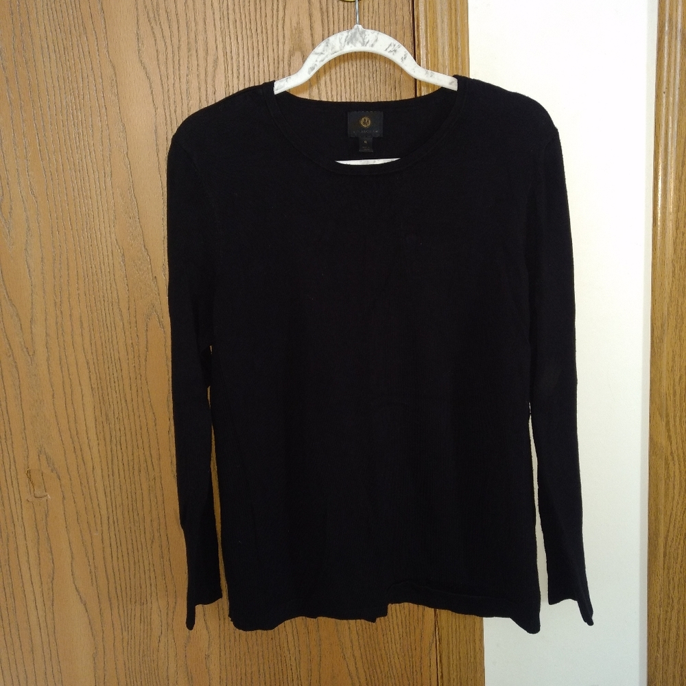 J & M Collection sweater in good condition